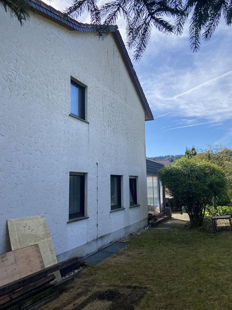 Predaj domu 140 m², pozemok 1.930 m², Hauptstraße 2, Hönningen, Porýnie-Falcko Predaj domu 140 m², pozemok 1.930 m², Hauptstraße 2, Hönningen, Porýnie-Falcko