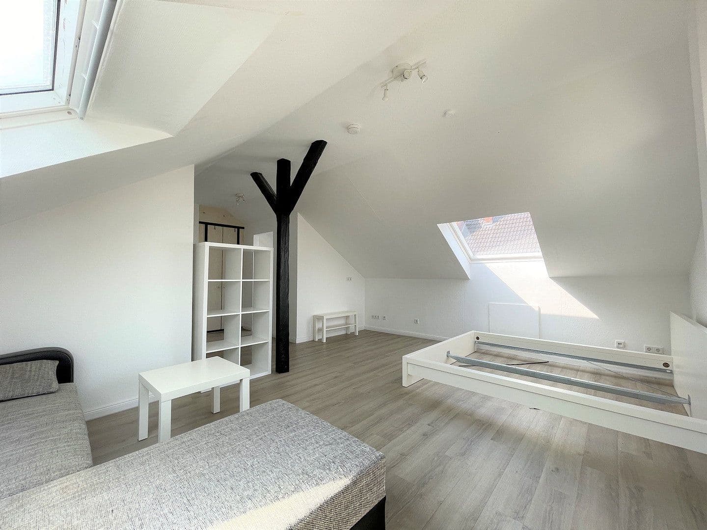Prenájom bytu 1-izbový 40 m², Herforder Straße 209, Bielefeld, Severné Porýnie - Westfálsko Prenájom bytu 1-izbový 40 m², Herforder Straße 209, Bielefeld, Severné Porýnie - Westfálsko