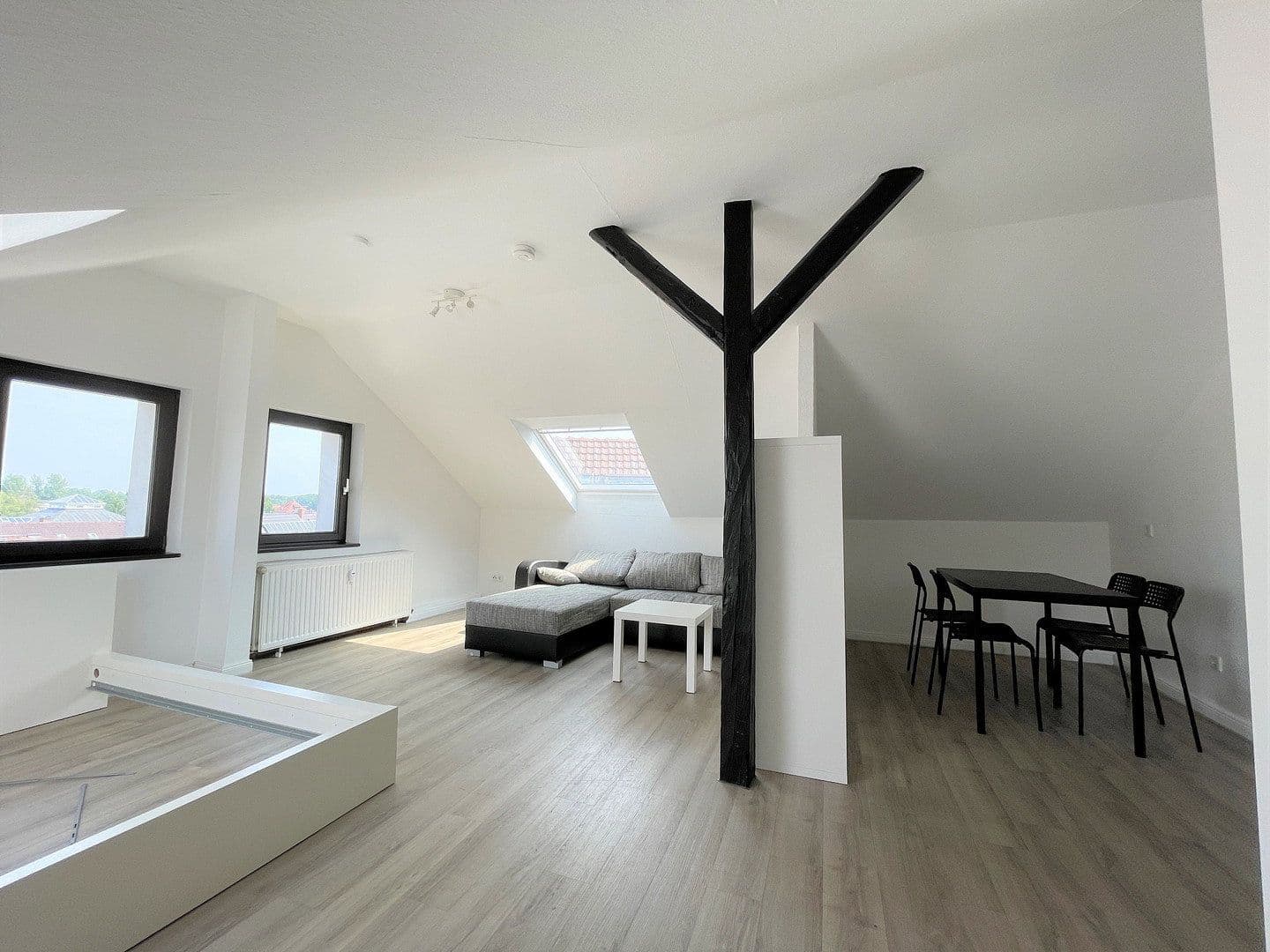 Prenájom bytu 1-izbový 40 m², Herforder Straße 209, Bielefeld, Severné Porýnie - Westfálsko Prenájom bytu 1-izbový 40 m², Herforder Straße 209, Bielefeld, Severné Porýnie - Westfálsko