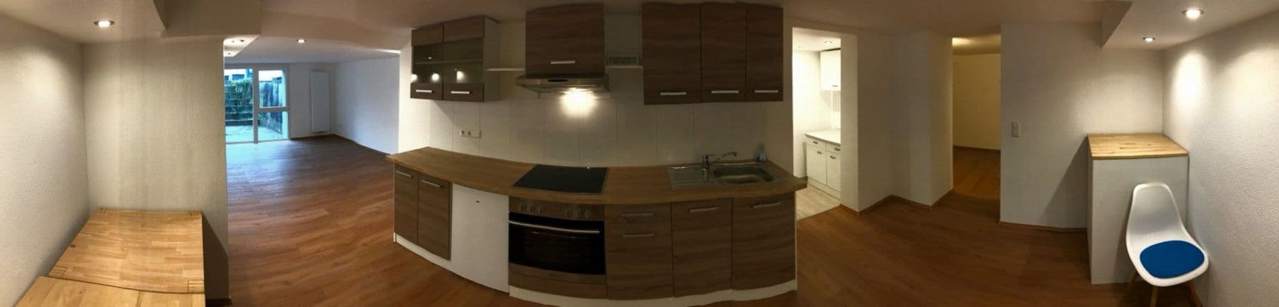 Prenájom bytu 2-izbový 62 m², Karlsruhe, Bádensko-Wurttembersko Prenájom bytu 2-izbový 62 m², Karlsruhe, Bádensko-Wurttembersko