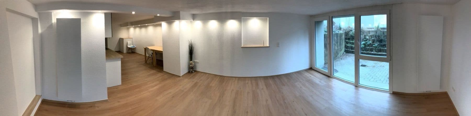 Prenájom bytu 2-izbový 62 m², Karlsruhe, Bádensko-Wurttembersko Prenájom bytu 2-izbový 62 m², Karlsruhe, Bádensko-Wurttembersko
