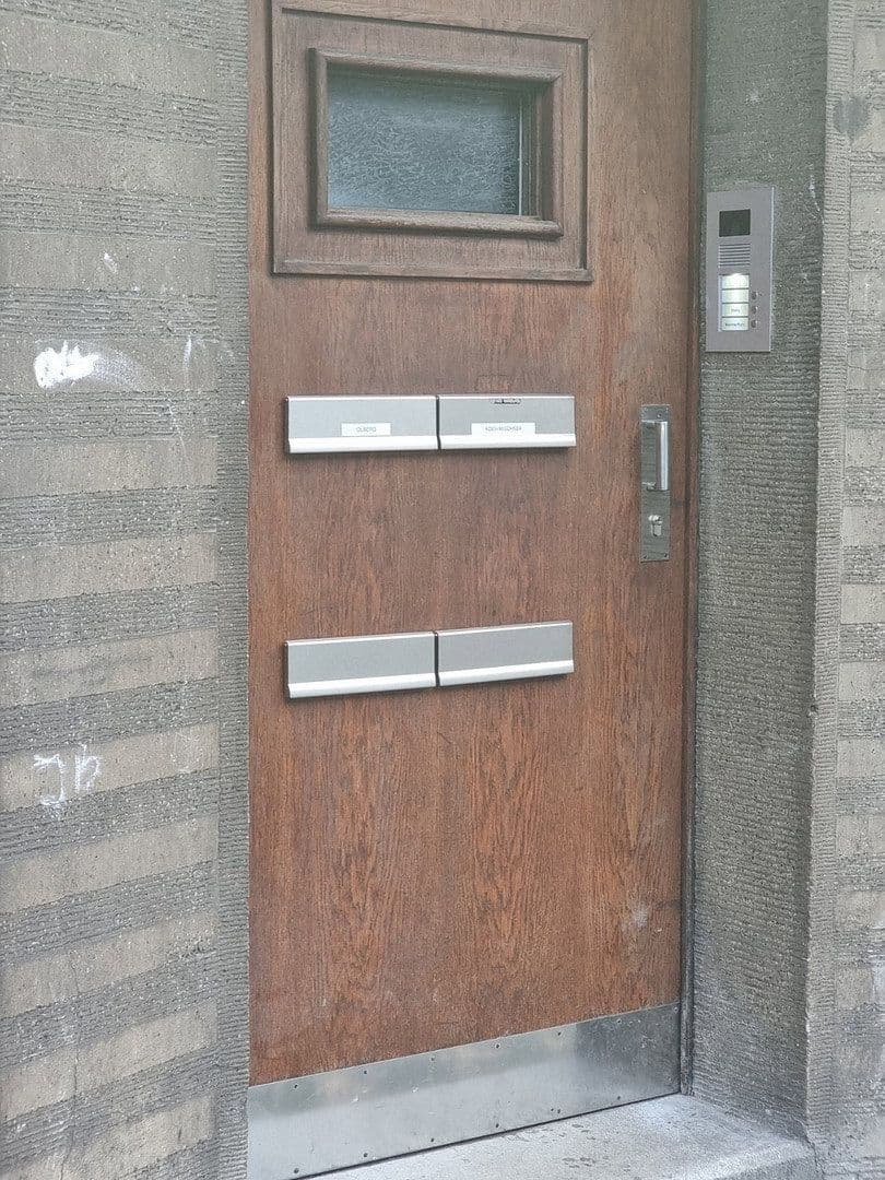 Prenájom bytu 4-izbový 85 m², Holteistraße 74, Duisburg, Severné Porýnie - Westfálsko Prenájom bytu 4-izbový 85 m², Holteistraße 74, Duisburg, Severné Porýnie - Westfálsko