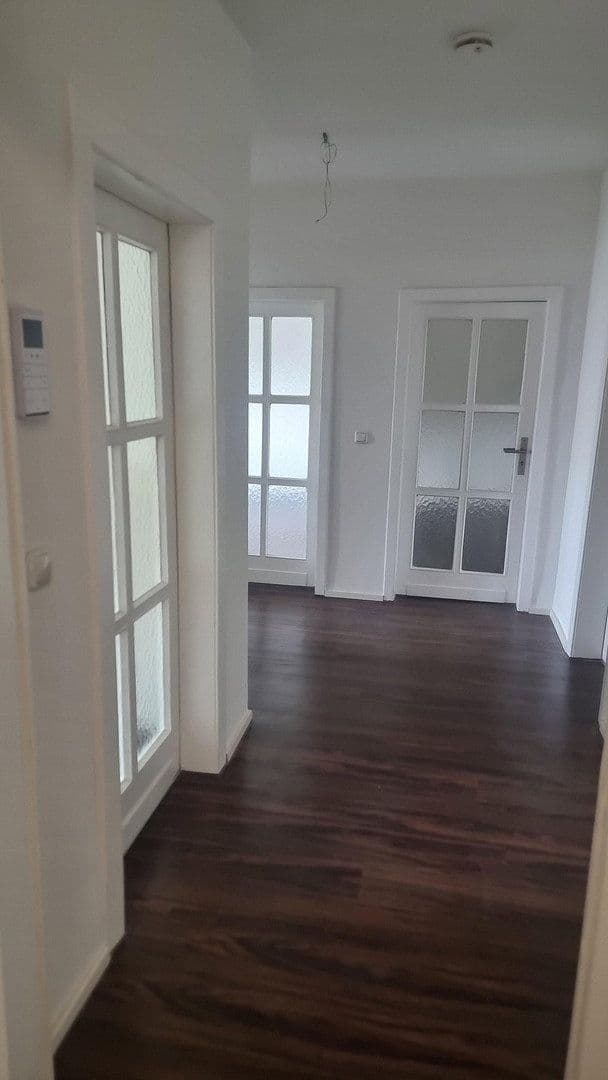 Prenájom bytu 4-izbový 85 m², Holteistraße 74, Duisburg, Severné Porýnie - Westfálsko Prenájom bytu 4-izbový 85 m², Holteistraße 74, Duisburg, Severné Porýnie - Westfálsko