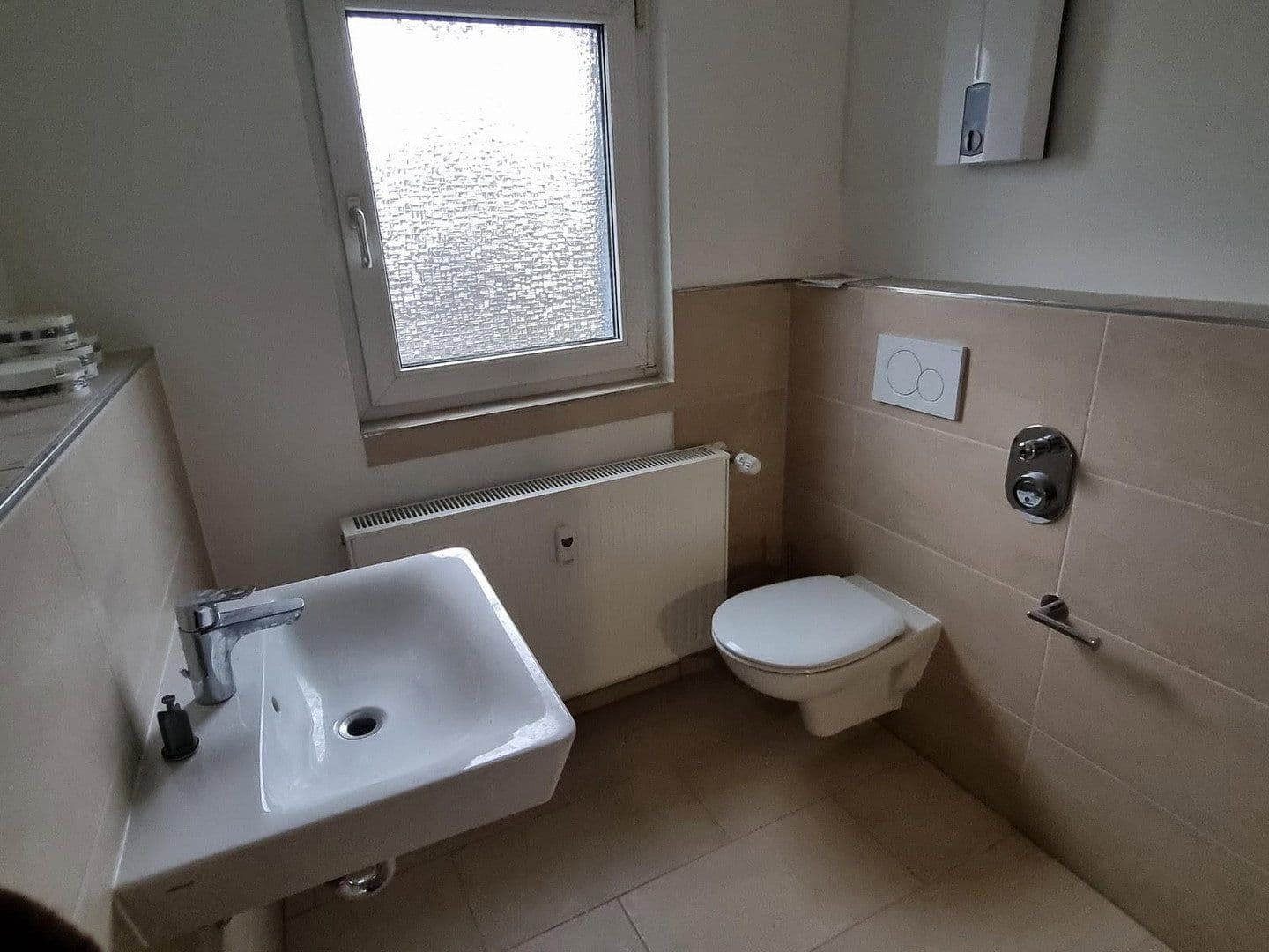 Prenájom bytu 4-izbový 85 m², Holteistraße 74, Duisburg, Severné Porýnie - Westfálsko Prenájom bytu 4-izbový 85 m², Holteistraße 74, Duisburg, Severné Porýnie - Westfálsko