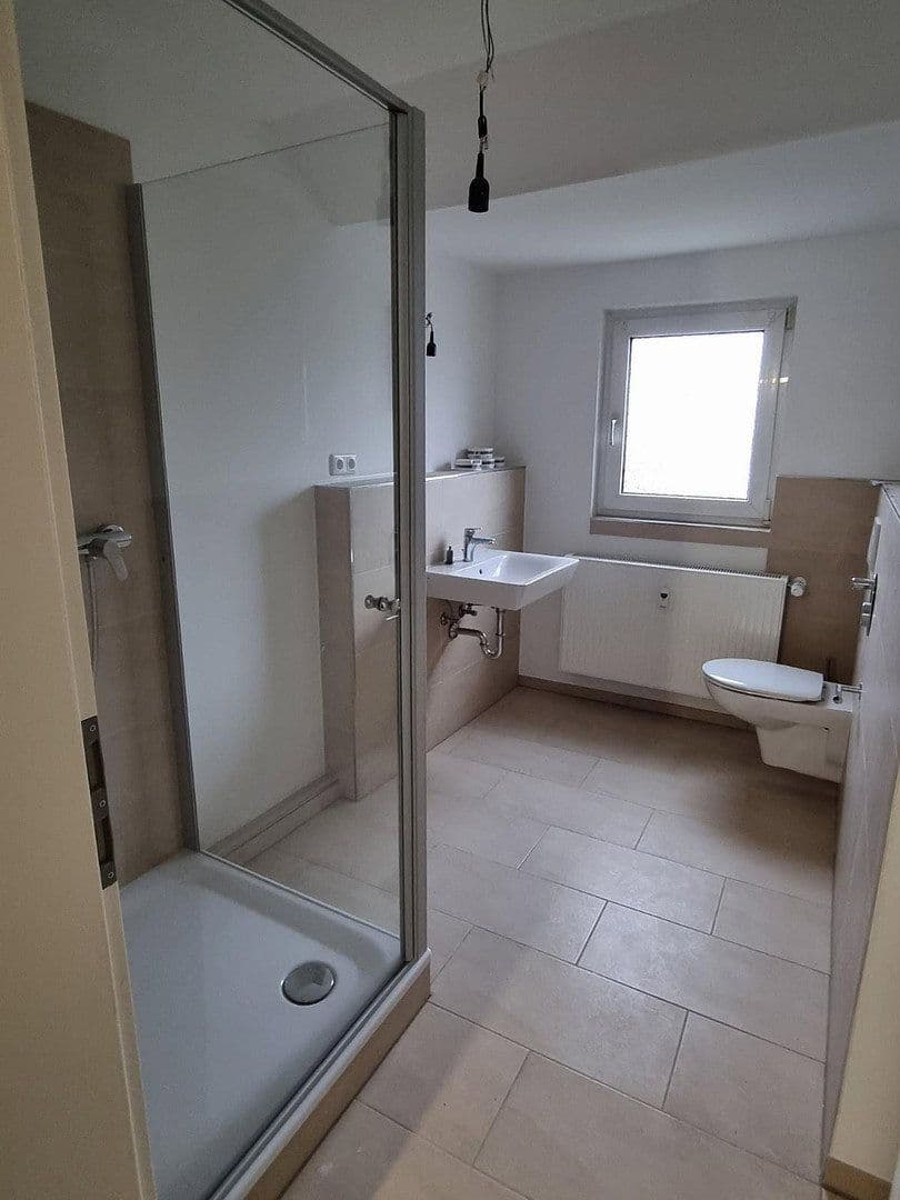 Prenájom bytu 4-izbový 85 m², Holteistraße 74, Duisburg, Severné Porýnie - Westfálsko Prenájom bytu 4-izbový 85 m², Holteistraße 74, Duisburg, Severné Porýnie - Westfálsko