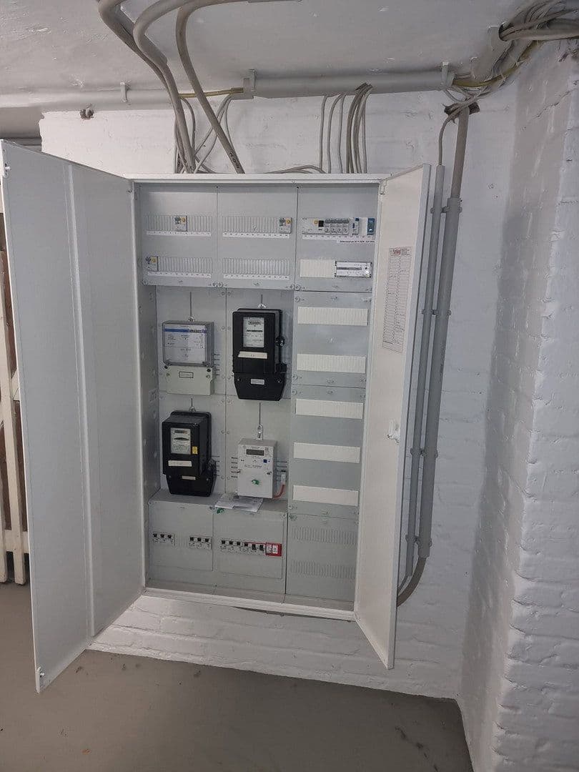 Prenájom bytu 4-izbový 85 m², Holteistraße 74, Duisburg, Severné Porýnie - Westfálsko Prenájom bytu 4-izbový 85 m², Holteistraße 74, Duisburg, Severné Porýnie - Westfálsko
