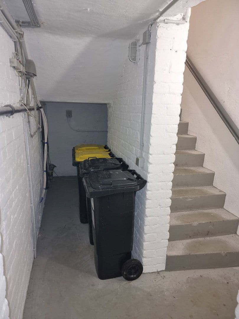 Prenájom bytu 4-izbový 85 m², Holteistraße 74, Duisburg, Severné Porýnie - Westfálsko Prenájom bytu 4-izbový 85 m², Holteistraße 74, Duisburg, Severné Porýnie - Westfálsko