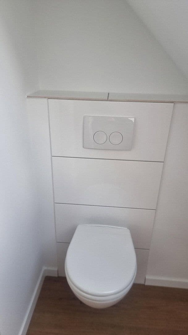 Prenájom bytu 4-izbový 85 m², Holteistraße 74, Duisburg, Severné Porýnie - Westfálsko Prenájom bytu 4-izbový 85 m², Holteistraße 74, Duisburg, Severné Porýnie - Westfálsko