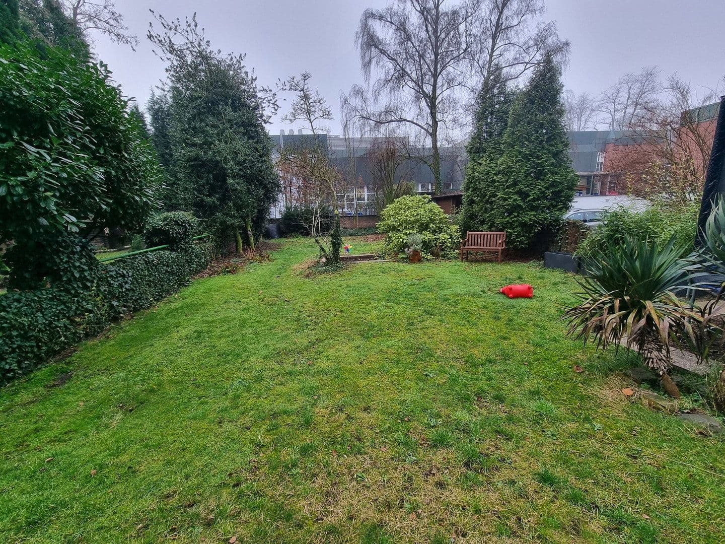Prenájom bytu 4-izbový 85 m², Holteistraße 74, Duisburg, Severné Porýnie - Westfálsko Prenájom bytu 4-izbový 85 m², Holteistraße 74, Duisburg, Severné Porýnie - Westfálsko