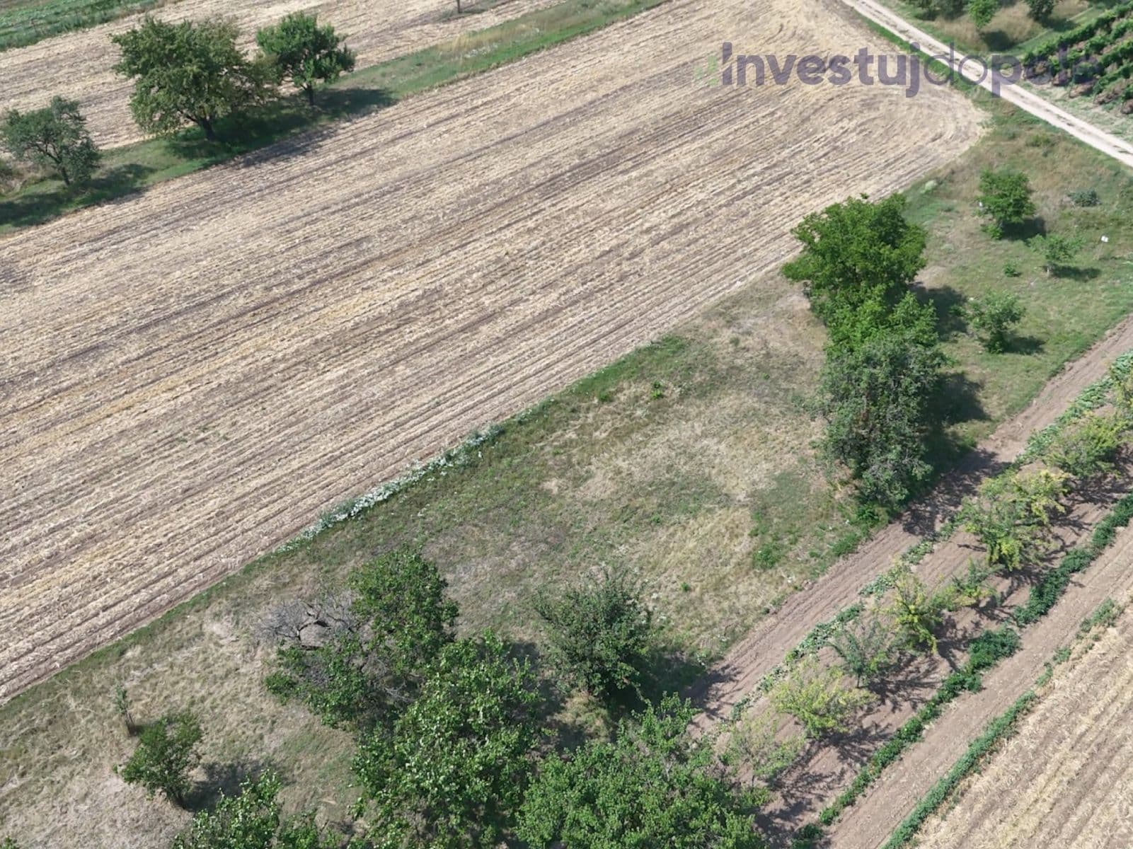 Predaj pozemku 2.415 m², Hrušovany u Brna, Jihomoravský kraj Predaj pozemku 2.415 m², Hrušovany u Brna, Jihomoravský kraj