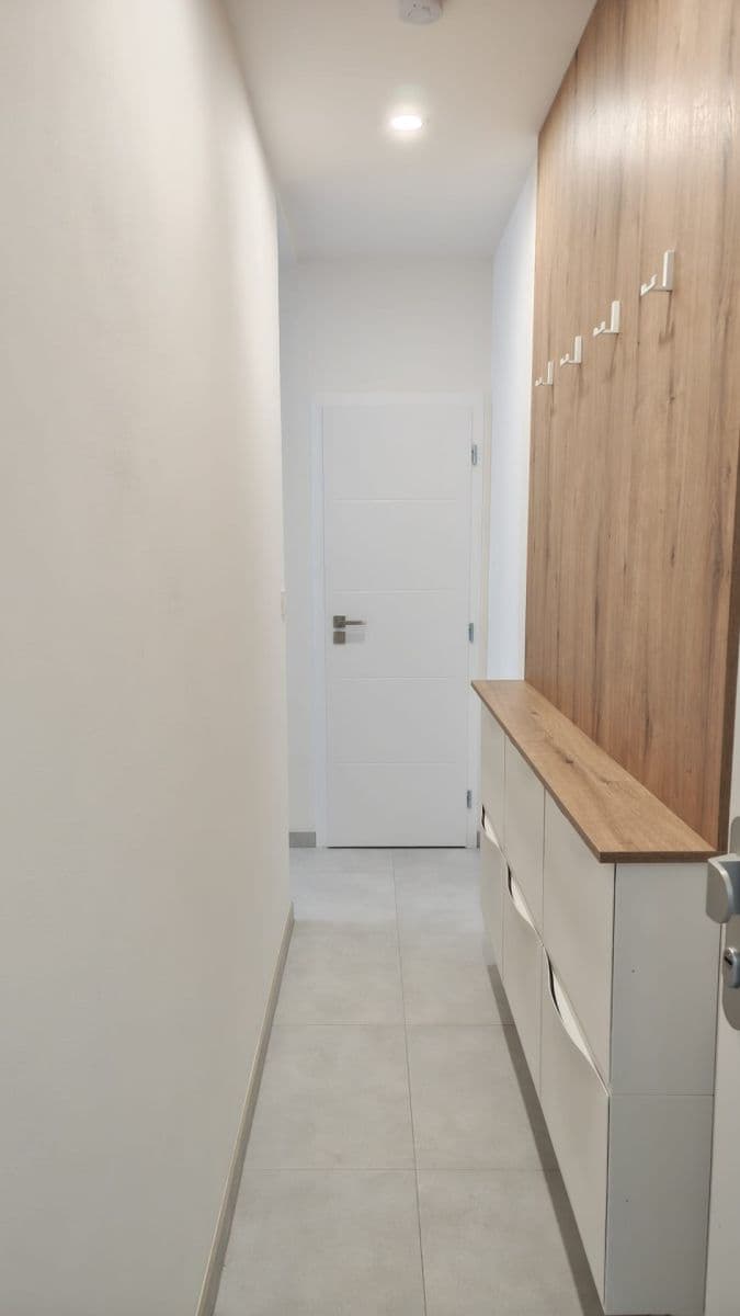 Prenájom bytu 1-izbový 22 m², Kolmá, Praha, Praha Prenájom bytu 1-izbový 22 m², Kolmá, Praha, Praha