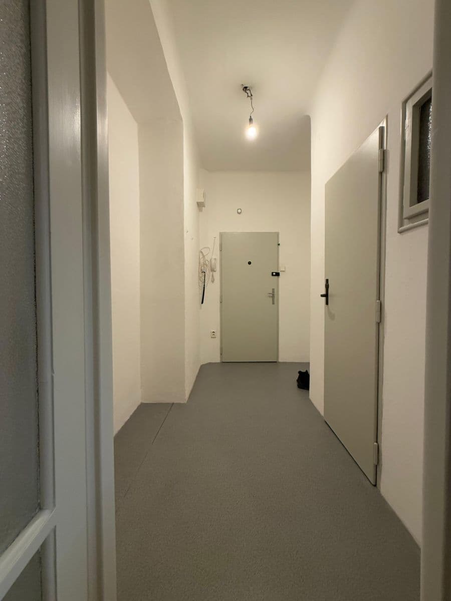 Prenájom bytu 2-izbový 50 m², Patočkova, Praha, Praha Prenájom bytu 2-izbový 50 m², Patočkova, Praha, Praha