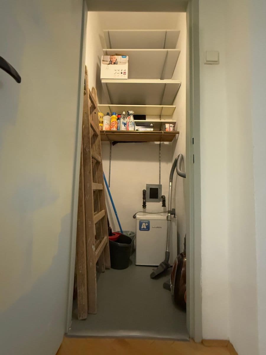 Prenájom bytu 2-izbový 50 m², Patočkova, Praha, Praha Prenájom bytu 2-izbový 50 m², Patočkova, Praha, Praha