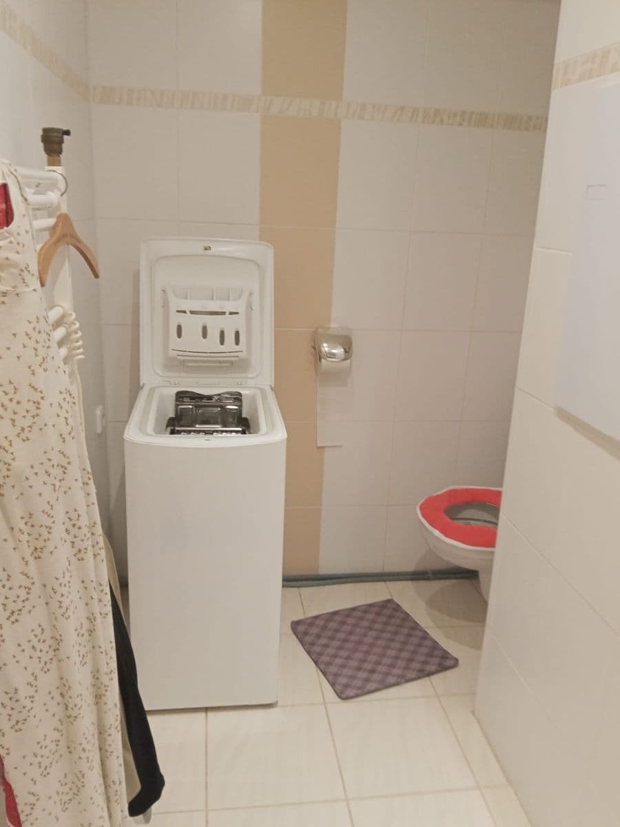 Prenájom bytu 3-izbový 73 m², Jiřího z Poděbrad, Sokolov, Karlovarský kraj Prenájom bytu 3-izbový 73 m², Jiřího z Poděbrad, Sokolov, Karlovarský kraj