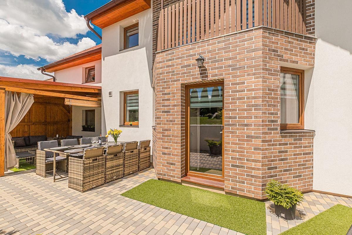 Predaj domu 214 m², pozemok 802 m², Zvoleněves, Středočeský kraj Predaj domu 214 m², pozemok 802 m², Zvoleněves, Středočeský kraj