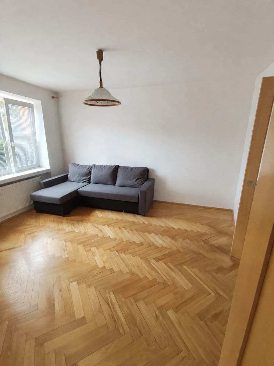 Prenájom bytu 3-izbový 75 m², Blažkova, Adamov, Jihomoravský kraj Prenájom bytu 3-izbový 75 m², Blažkova, Adamov, Jihomoravský kraj