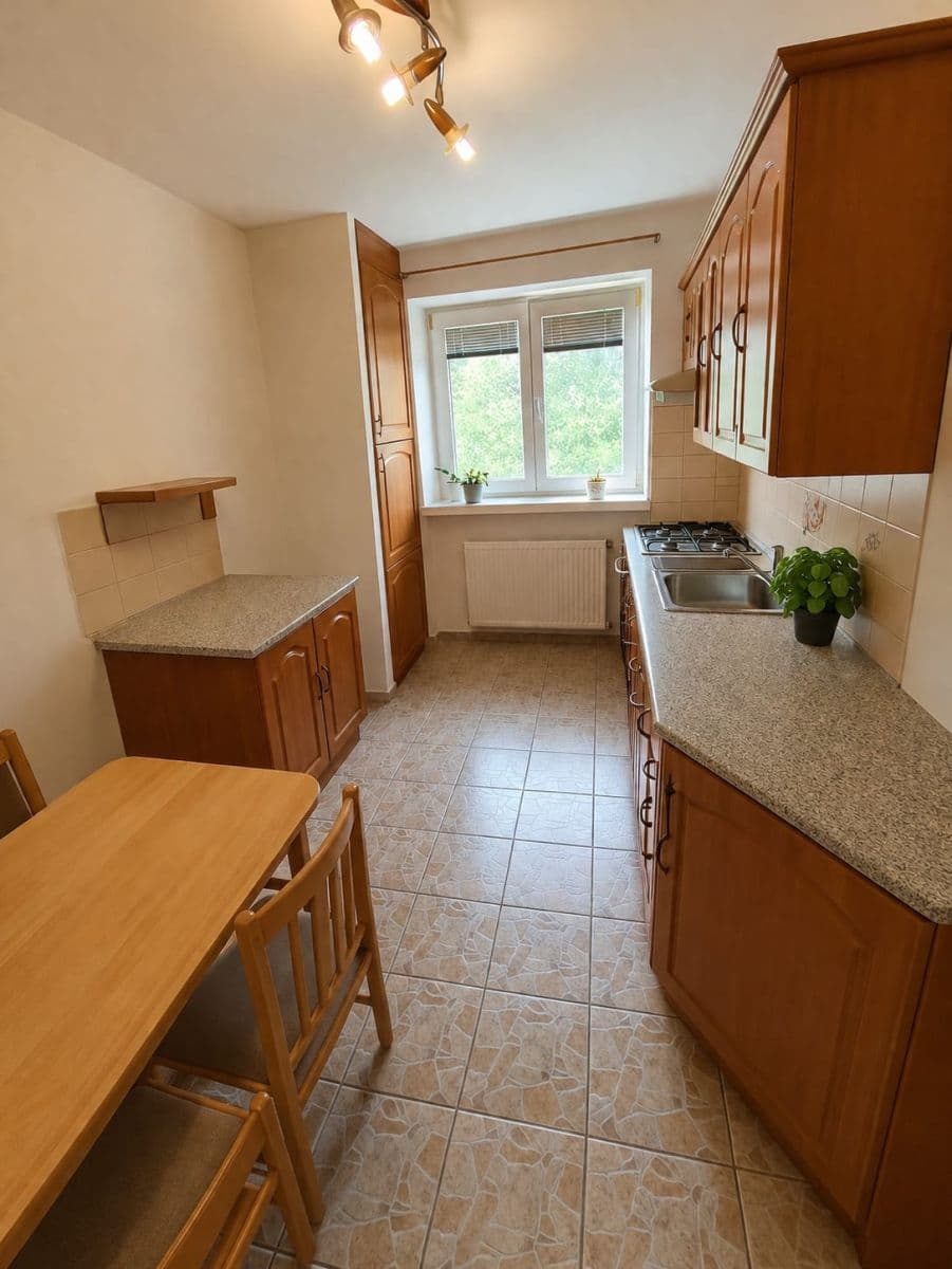 Prenájom bytu 3-izbový 75 m², Blažkova, Adamov, Jihomoravský kraj Prenájom bytu 3-izbový 75 m², Blažkova, Adamov, Jihomoravský kraj