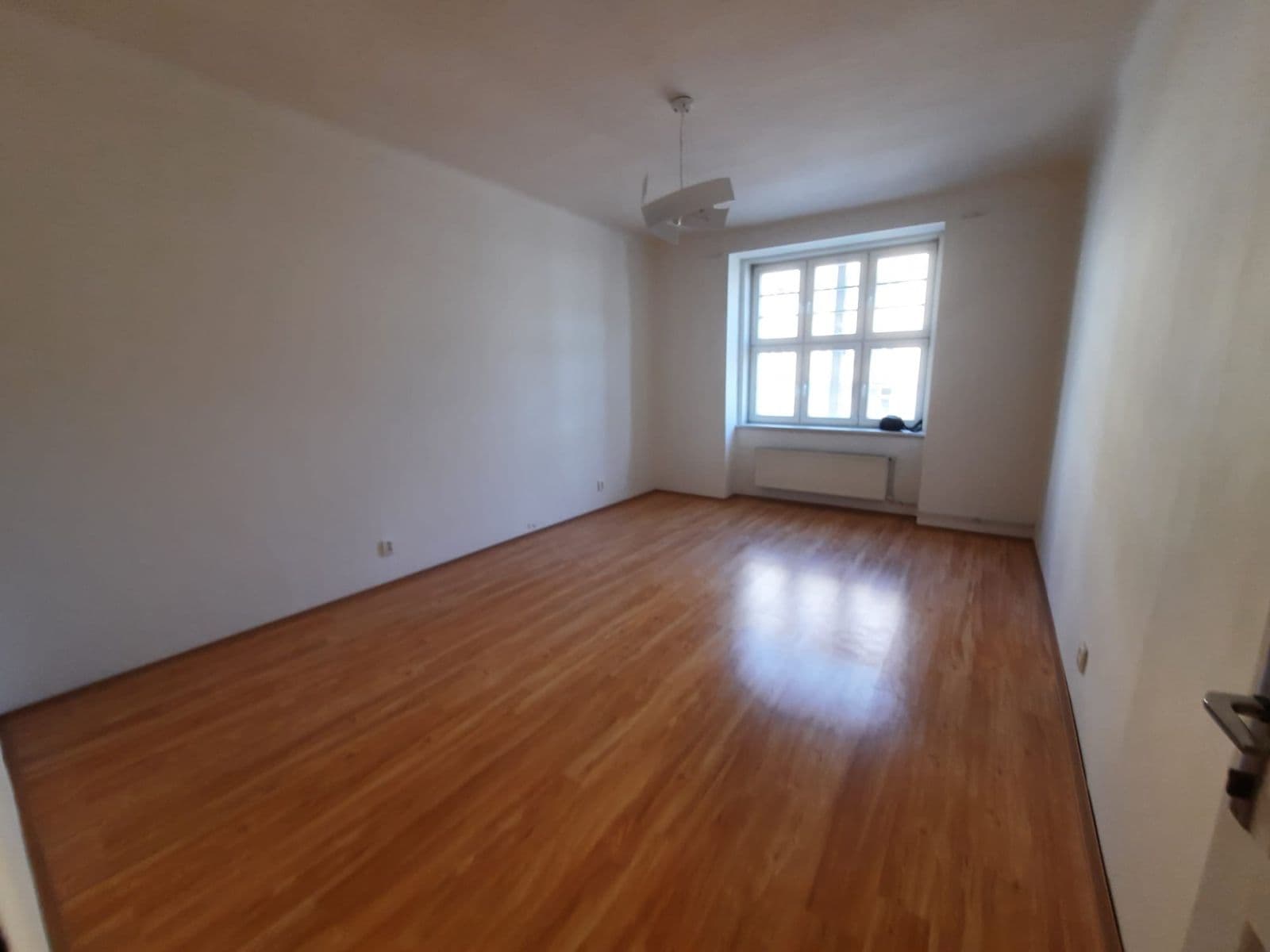 Prenájom bytu 2-izbový 60 m², Vinohradská, Praha, Praha Prenájom bytu 2-izbový 60 m², Vinohradská, Praha, Praha