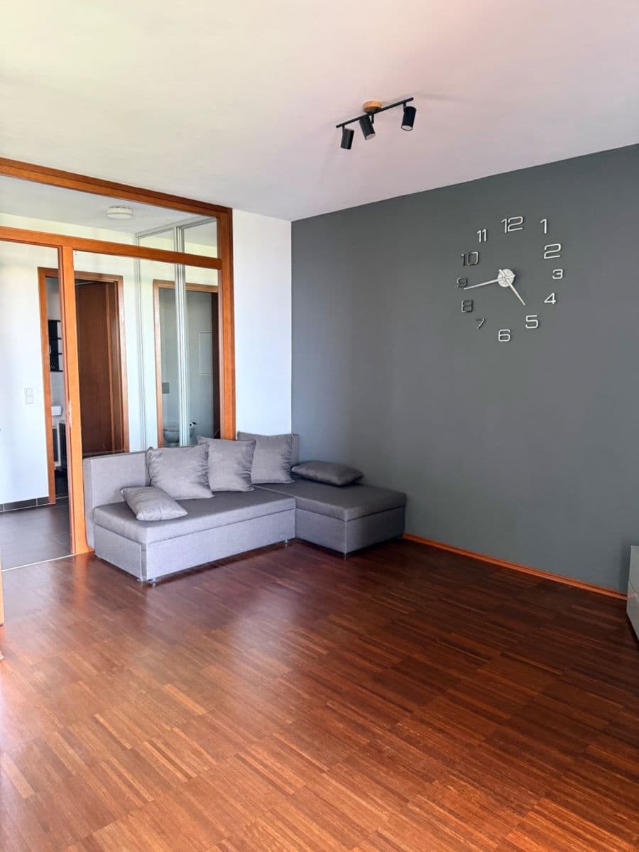 Predaj bytu 2-izbový 59 m², Jeremiášova, Praha, Praha Predaj bytu 2-izbový 59 m², Jeremiášova, Praha, Praha
