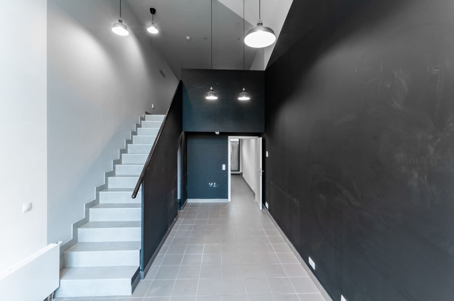 Prenájom nebytového priestoru 54 m², U Mlýnského kanálu, Praha, Praha Prenájom nebytového priestoru 54 m², U Mlýnského kanálu, Praha, Praha