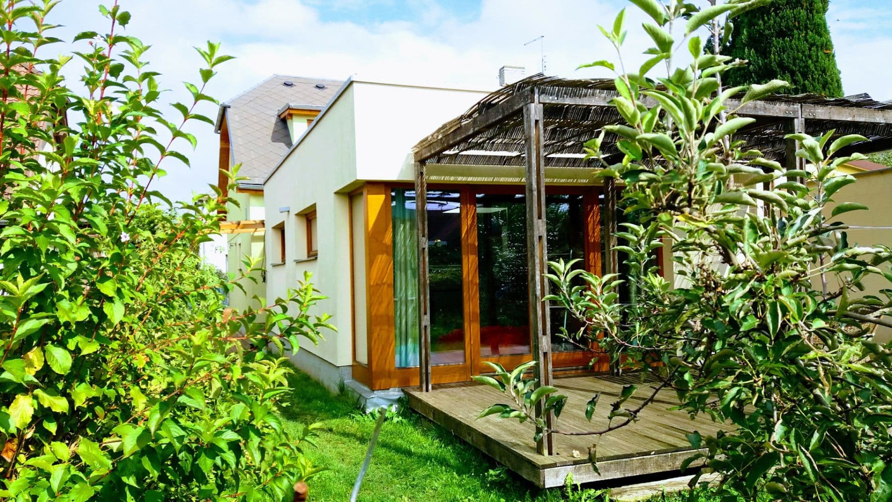 Prenájom domu 130 m², pozemok 420 m², Karoliny Světlé, Hradec Králové, Královéhradecký kraj Prenájom domu 130 m², pozemok 420 m², Karoliny Světlé, Hradec Králové, Královéhradecký kraj