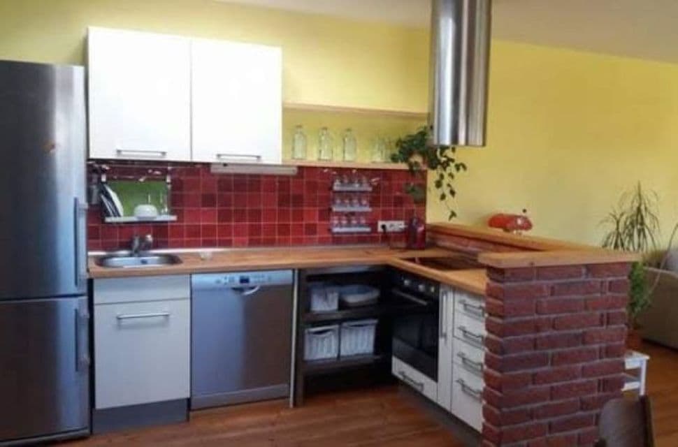Prenájom domu 130 m², pozemok 420 m², Karoliny Světlé, Hradec Králové, Královéhradecký kraj Prenájom domu 130 m², pozemok 420 m², Karoliny Světlé, Hradec Králové, Královéhradecký kraj