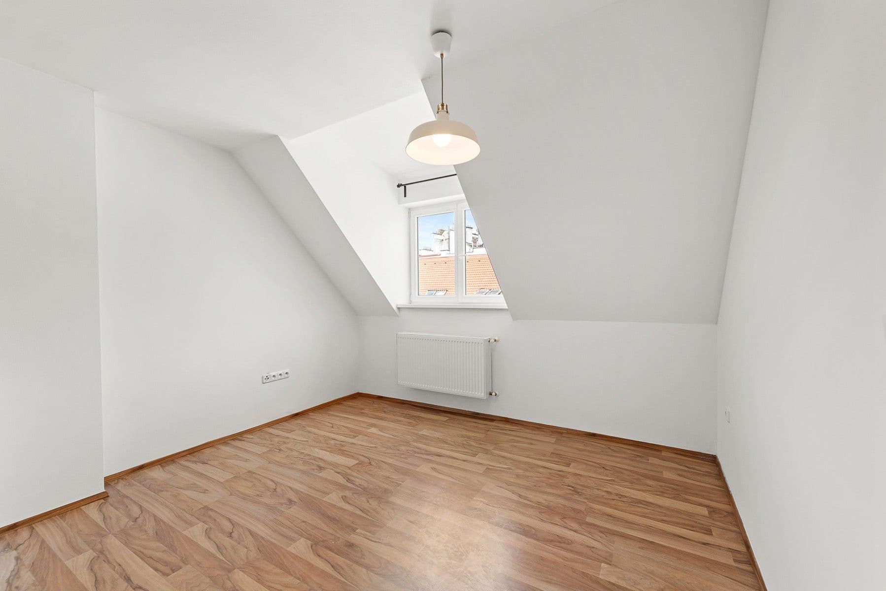 Prenájom bytu 1-izbový 34 m², Holandská, Praha, Praha Prenájom bytu 1-izbový 34 m², Holandská, Praha, Praha