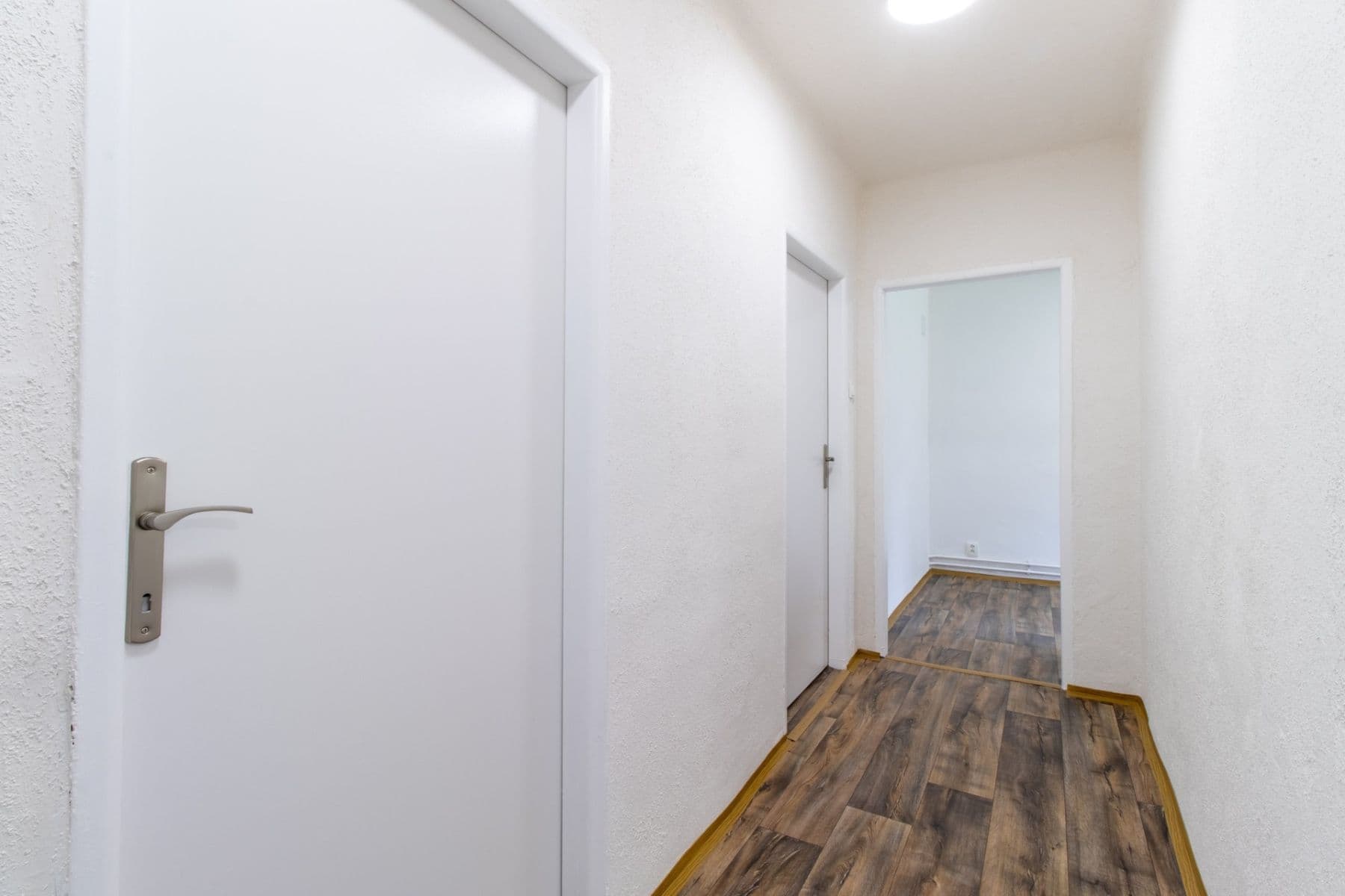 Prenájom bytu 2-izbový 81 m², Květnová, Odolena Voda, Středočeský kraj Prenájom bytu 2-izbový 81 m², Květnová, Odolena Voda, Středočeský kraj