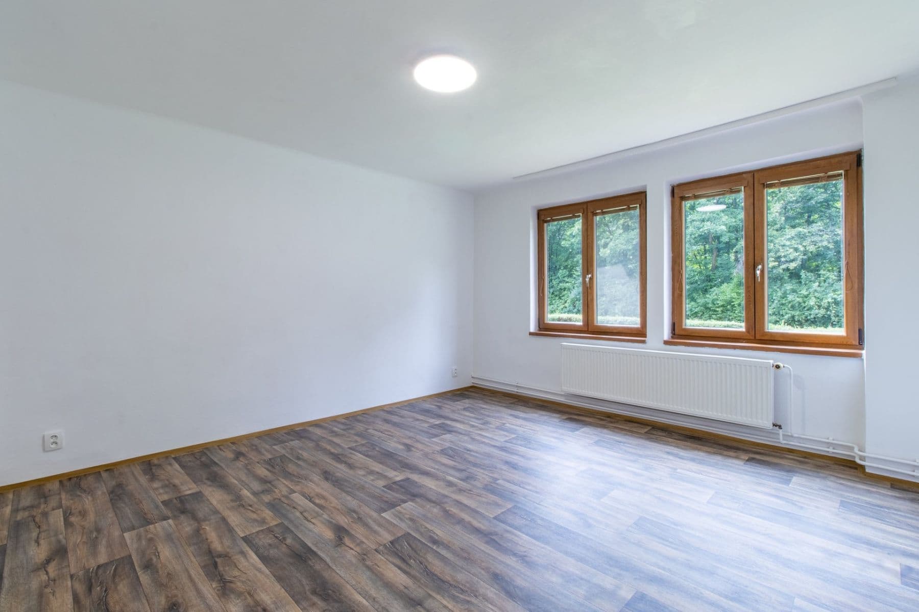 Prenájom bytu 2-izbový 81 m², Květnová, Odolena Voda, Středočeský kraj Prenájom bytu 2-izbový 81 m², Květnová, Odolena Voda, Středočeský kraj
