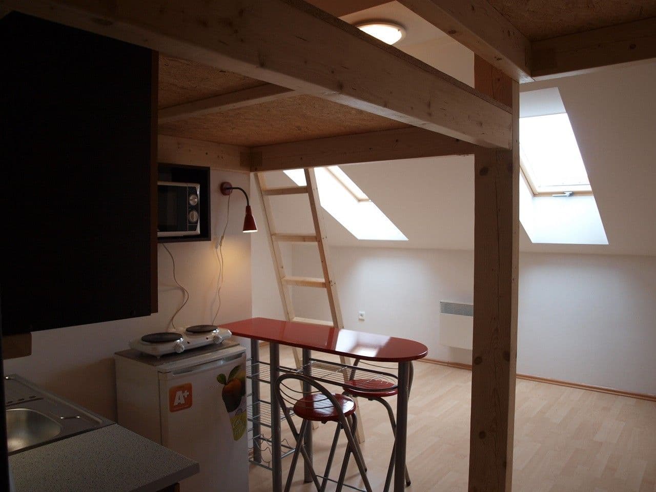 Prenájom bytu 1-izbový 24 m², Ořechová, Rebešovice, Jihomoravský kraj Prenájom bytu 1-izbový 24 m², Ořechová, Rebešovice, Jihomoravský kraj
