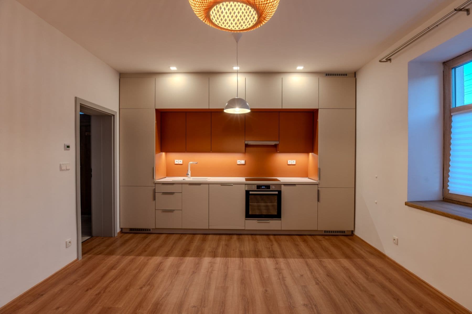 Prenájom bytu 1-izbový 29 m², Dašická, Pardubice, Pardubický kraj Prenájom bytu 1-izbový 29 m², Dašická, Pardubice, Pardubický kraj