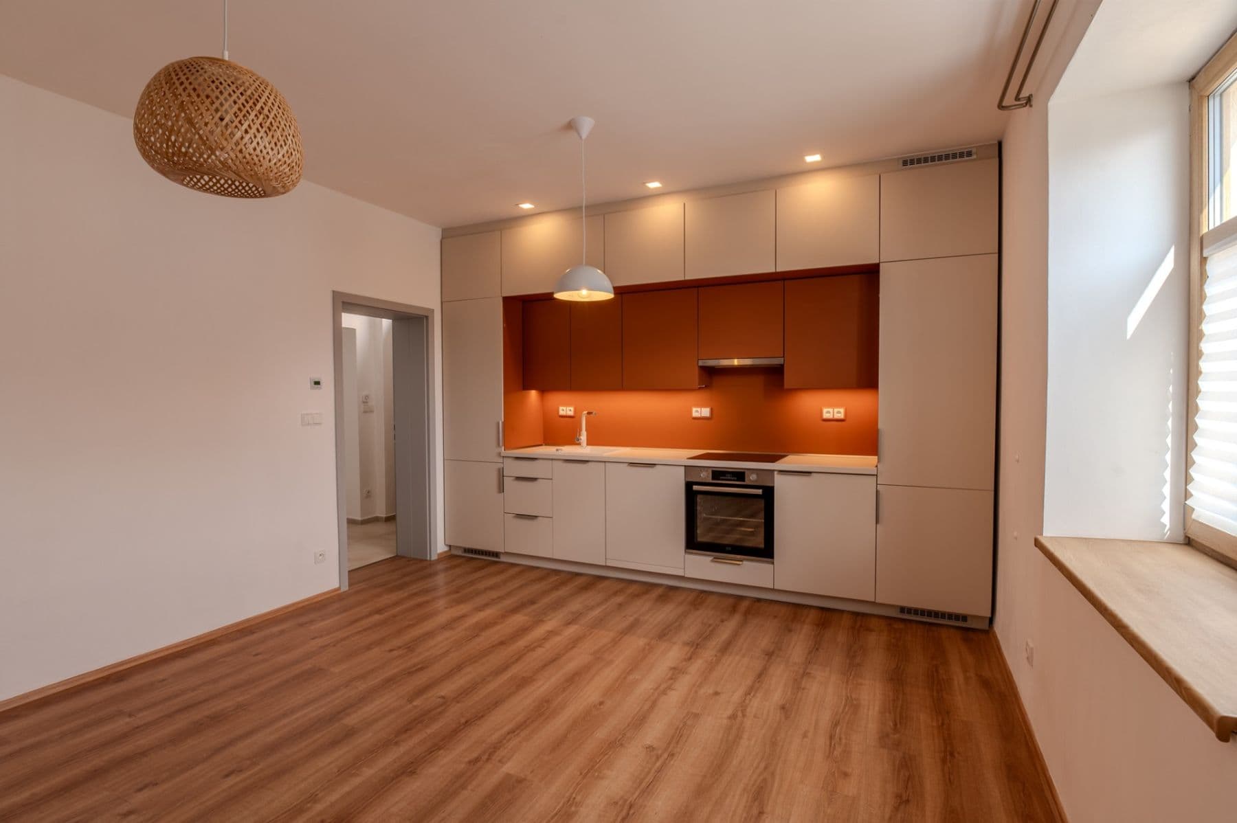 Prenájom bytu 1-izbový 29 m², Dašická, Pardubice, Pardubický kraj Prenájom bytu 1-izbový 29 m², Dašická, Pardubice, Pardubický kraj
