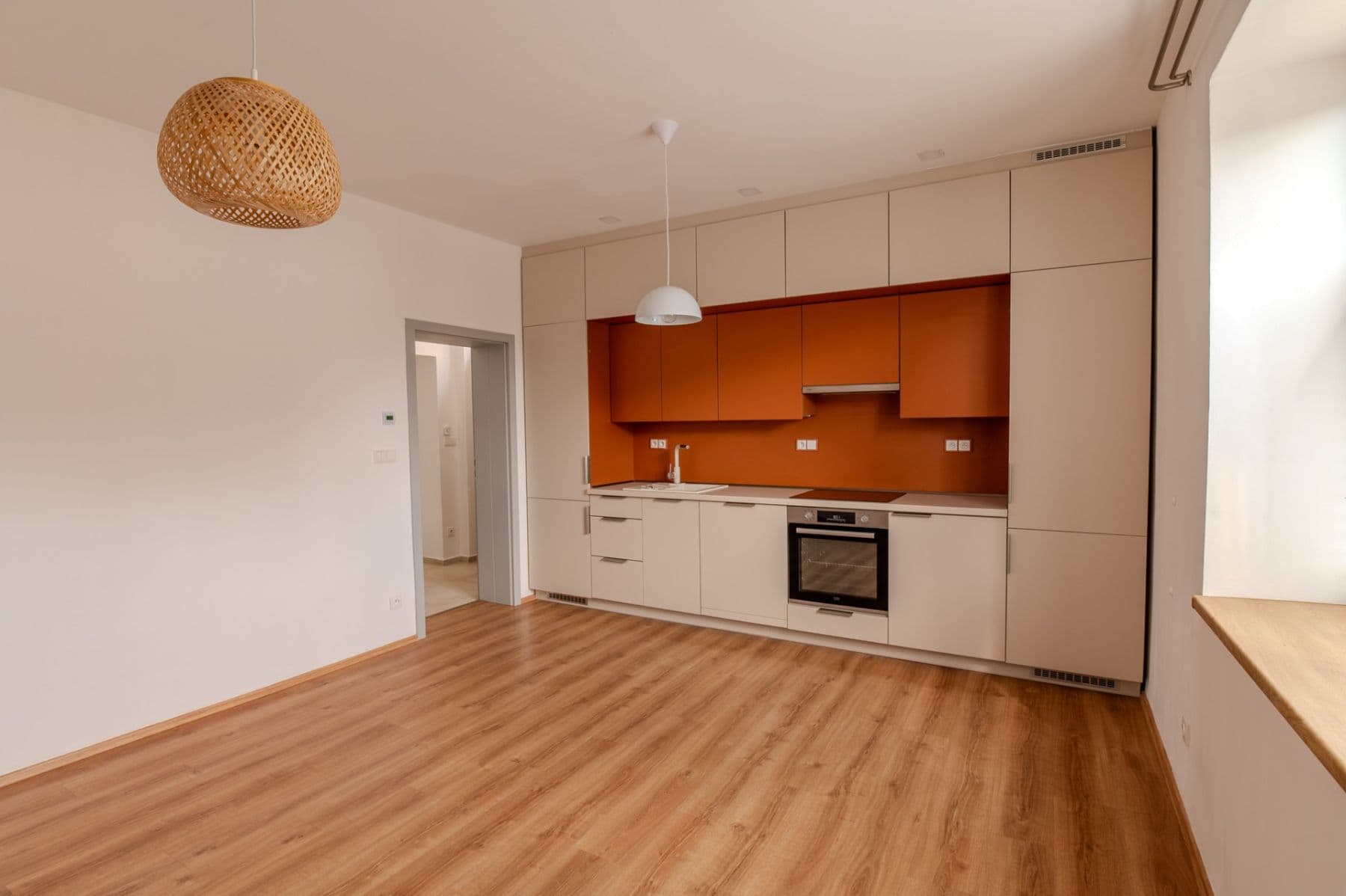 Prenájom bytu 1-izbový 29 m², Dašická, Pardubice, Pardubický kraj Prenájom bytu 1-izbový 29 m², Dašická, Pardubice, Pardubický kraj