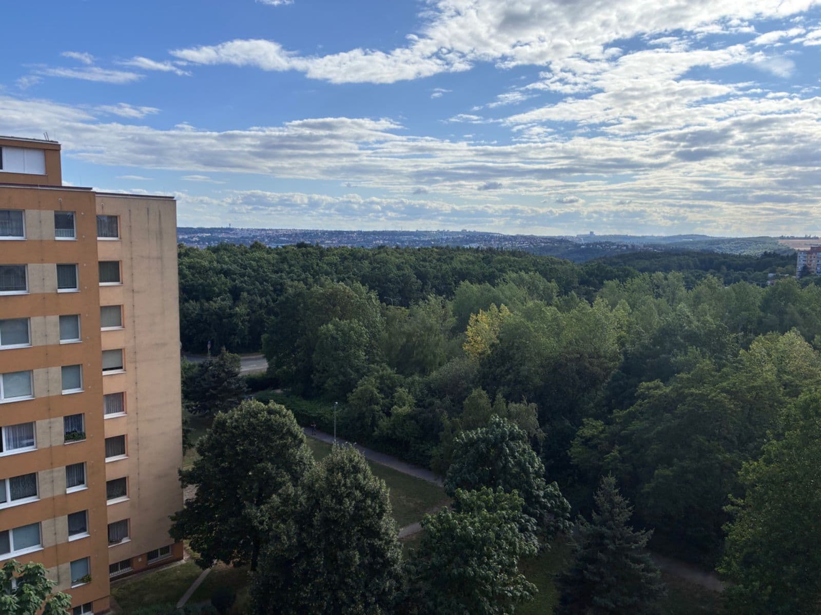 Prenájom bytu 1-izbový 25 m², Hnězdenská, Praha, Praha Prenájom bytu 1-izbový 25 m², Hnězdenská, Praha, Praha
