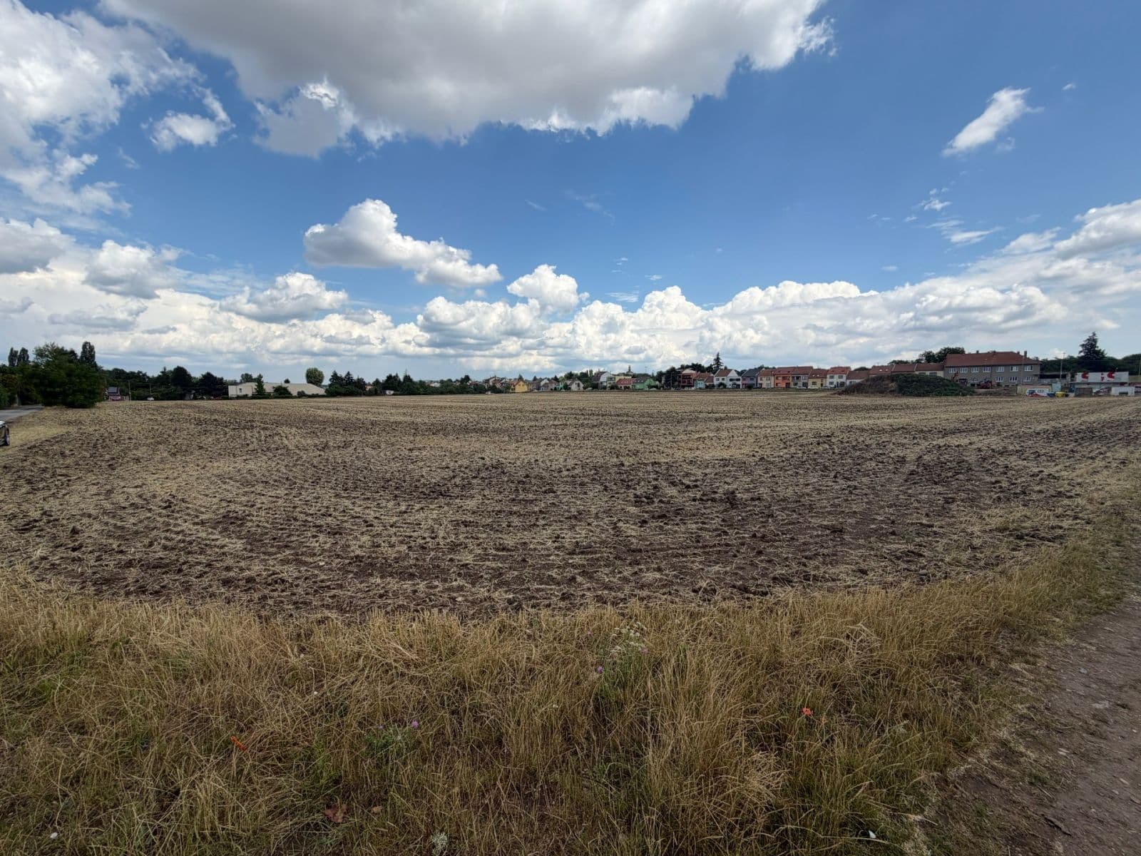 Predaj pozemku 1.077 m², Brno, Jihomoravský kraj Predaj pozemku 1.077 m², Brno, Jihomoravský kraj
