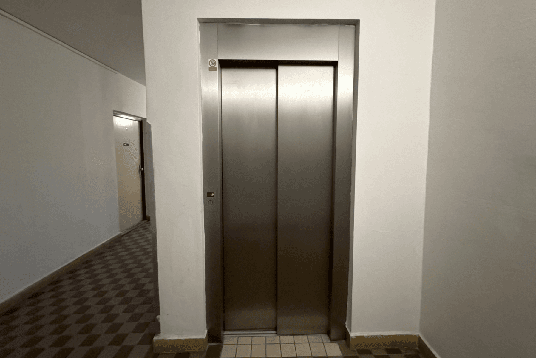Prenájom bytu 3-izbový 72 m², Vavřenova, Praha, Praha Prenájom bytu 3-izbový 72 m², Vavřenova, Praha, Praha