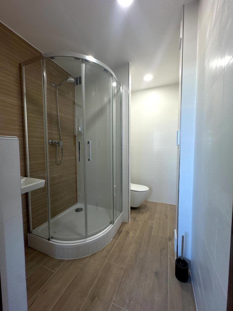Prenájom bytu 3-izbový 72 m², Vavřenova, Praha, Praha Prenájom bytu 3-izbový 72 m², Vavřenova, Praha, Praha