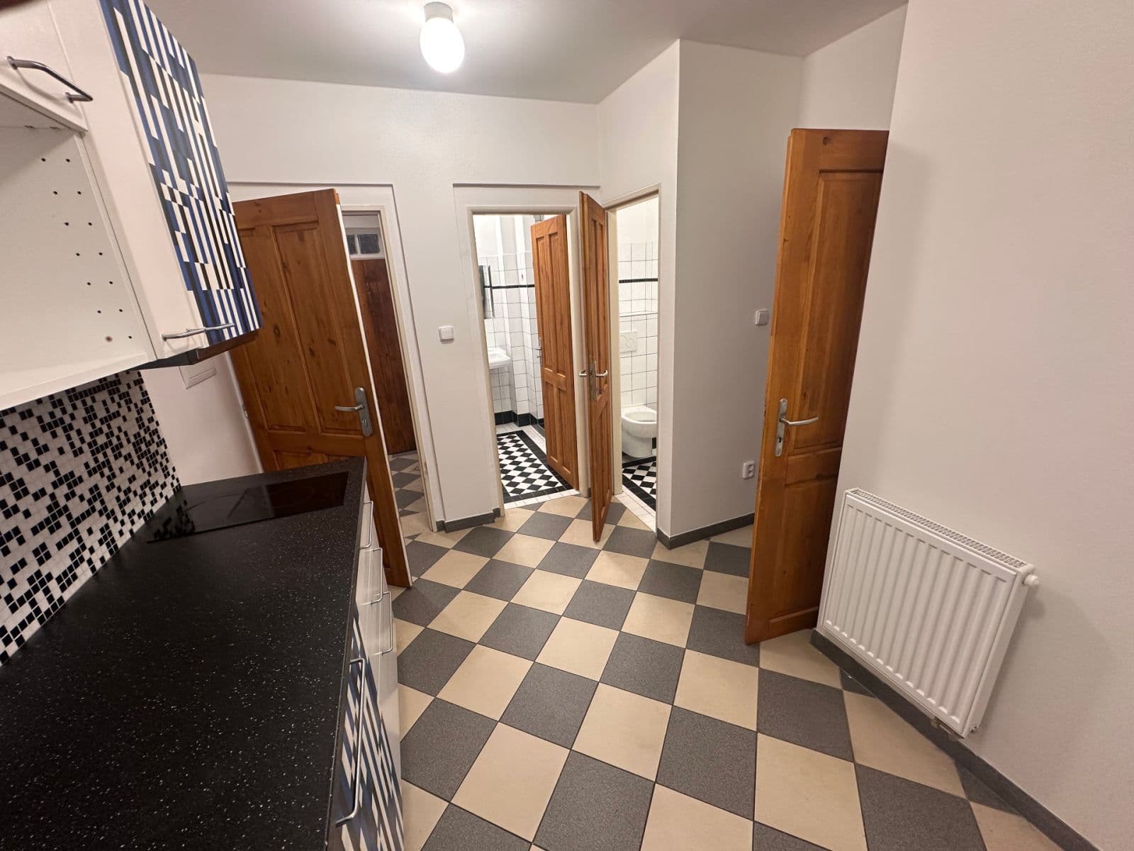 Prenájom nebytového priestoru 70 m², Kafkova, Nová Paka, Královéhradecký kraj Prenájom nebytového priestoru 70 m², Kafkova, Nová Paka, Královéhradecký kraj