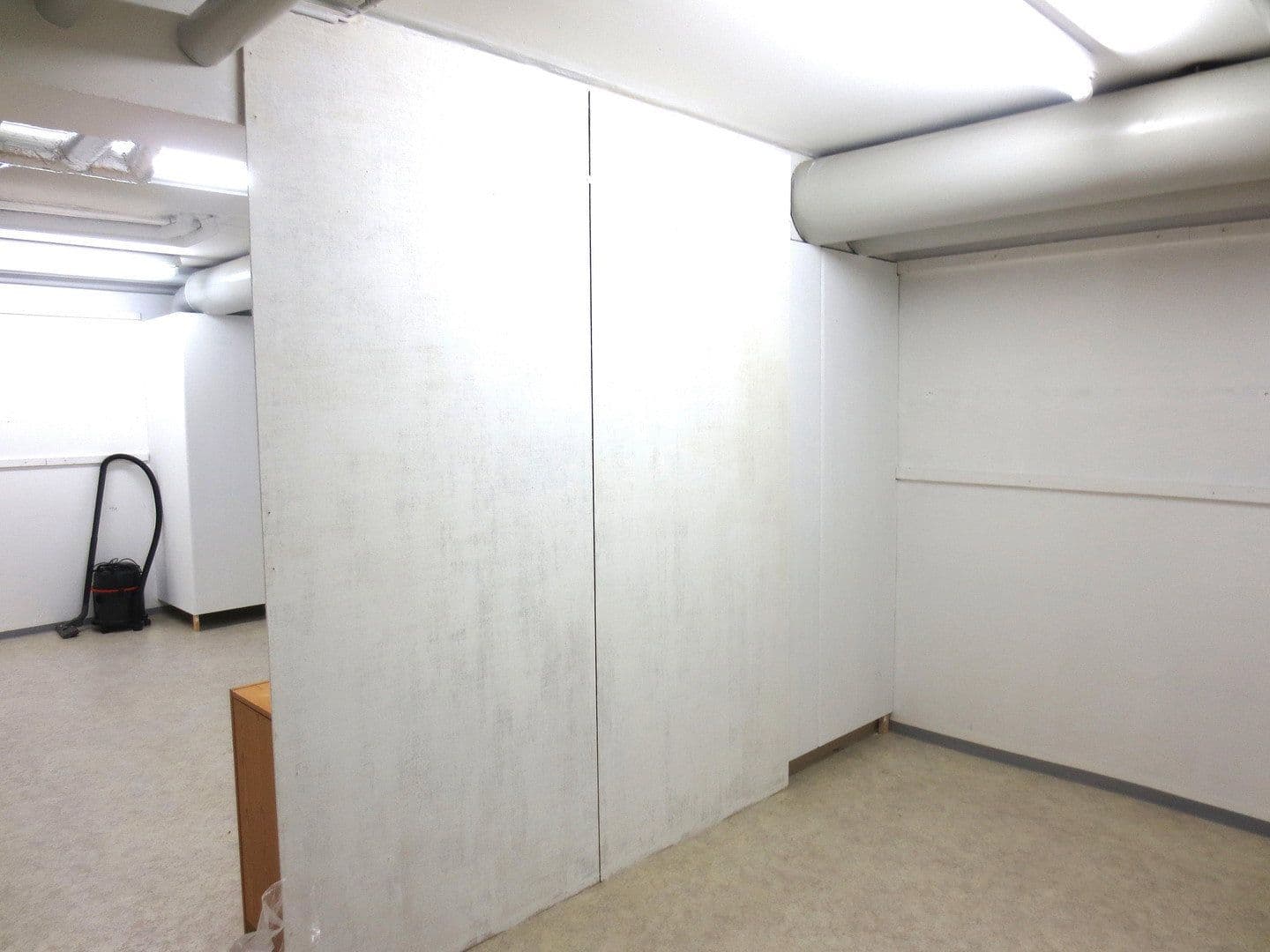 Prenájom nebytového priestoru 36 m², regensburg, Bavorsko Prenájom nebytového priestoru 36 m², regensburg, Bavorsko