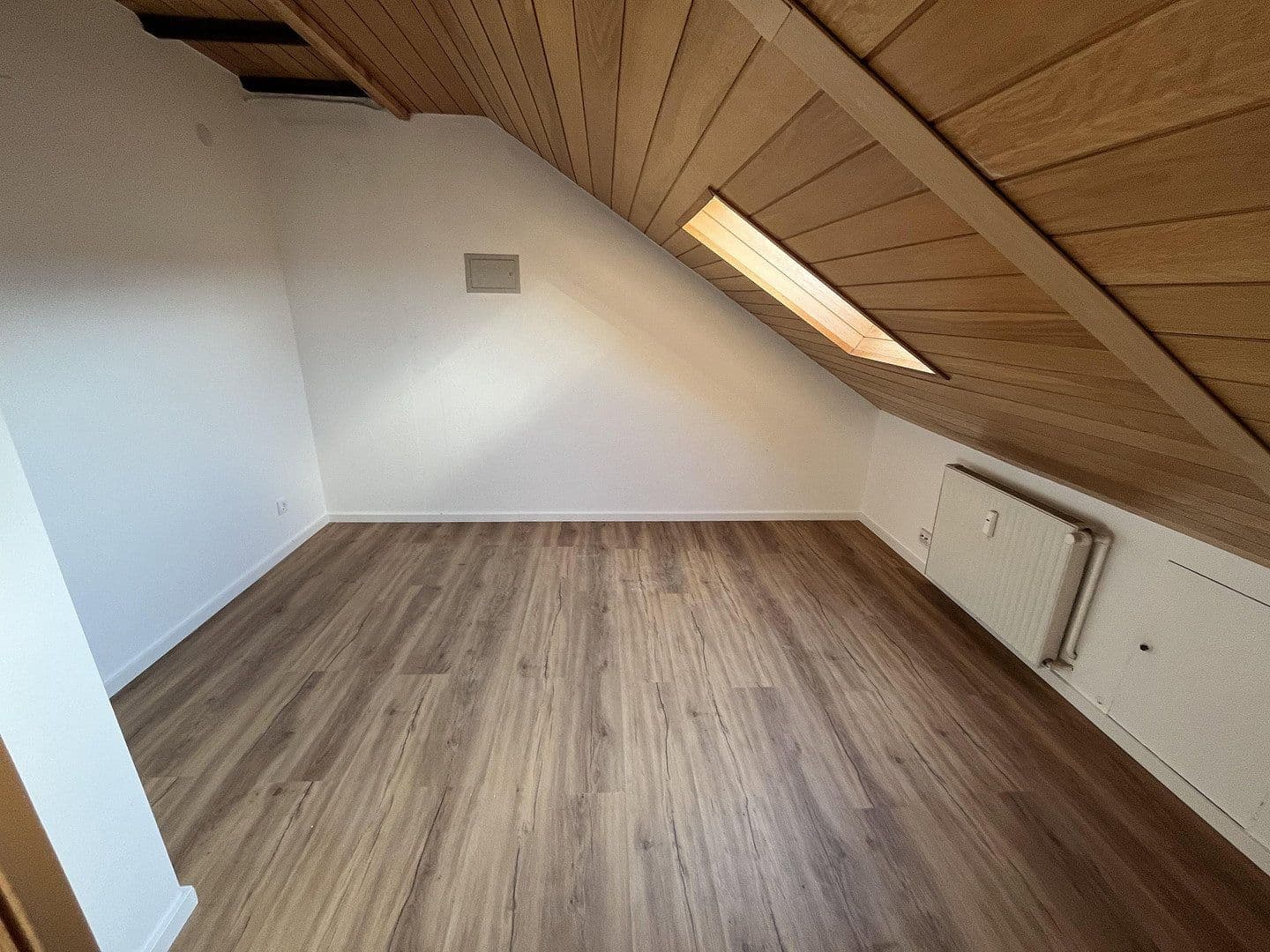 Prenájom bytu 3-izbový 77 m², Rossertblick 11, Eppstein, Hesensko Prenájom bytu 3-izbový 77 m², Rossertblick 11, Eppstein, Hesensko