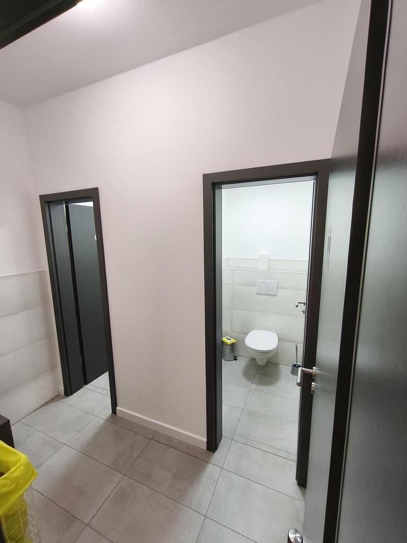Prenájom nebytového priestoru 1.180 m², Babenhausen, Hesensko Prenájom nebytového priestoru 1.180 m², Babenhausen, Hesensko
