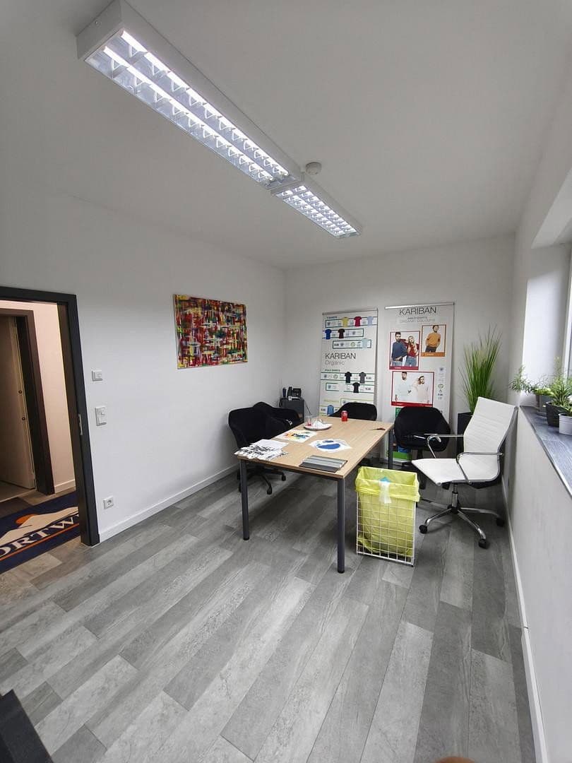 Prenájom nebytového priestoru 1.180 m², Babenhausen, Hesensko Prenájom nebytového priestoru 1.180 m², Babenhausen, Hesensko