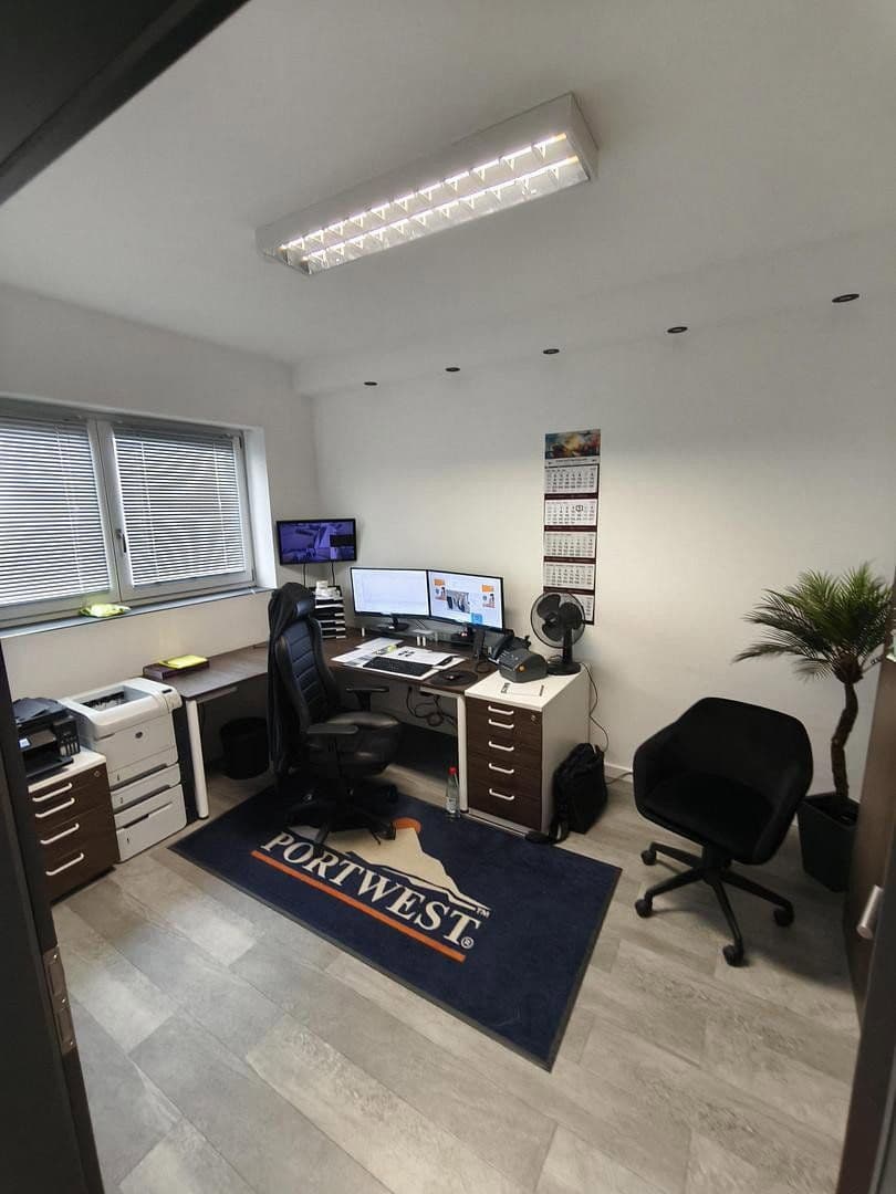 Prenájom nebytového priestoru 1.180 m², Babenhausen, Hesensko Prenájom nebytového priestoru 1.180 m², Babenhausen, Hesensko
