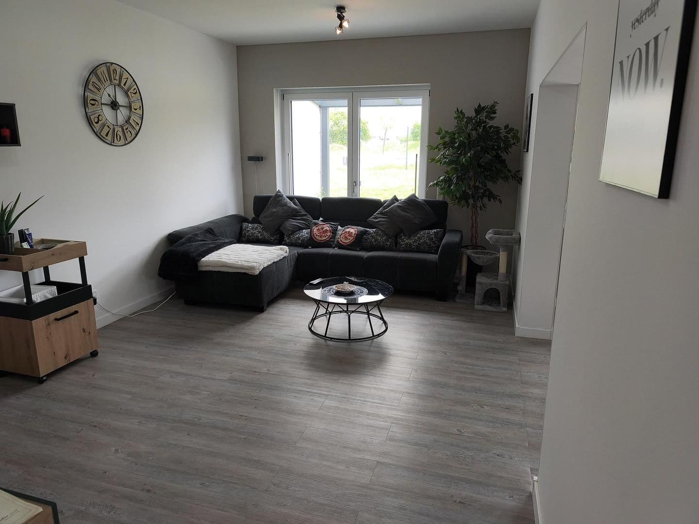 Prenájom nebytového priestoru 1.180 m², Babenhausen, Hesensko Prenájom nebytového priestoru 1.180 m², Babenhausen, Hesensko