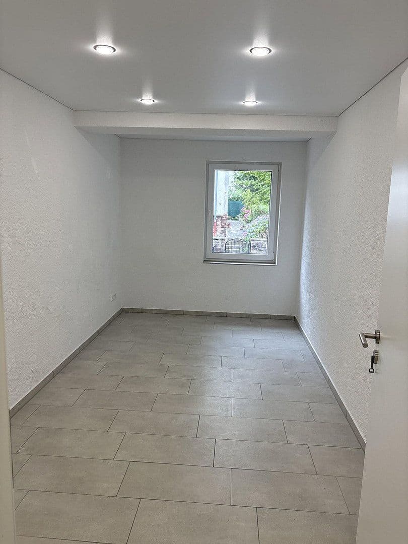 Prenájom bytu 3-izbový 74 m², Senefelder Straße 4, Pforzheim, Bádensko-Wurttembersko Prenájom bytu 3-izbový 74 m², Senefelder Straße 4, Pforzheim, Bádensko-Wurttembersko