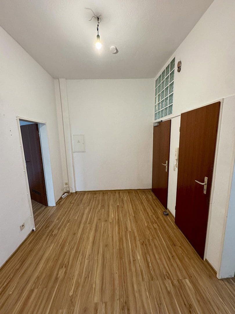 Prenájom bytu 3-izbový 68 m², Sandweg 108, Frankfurt am Main, Hesensko Prenájom bytu 3-izbový 68 m², Sandweg 108, Frankfurt am Main, Hesensko