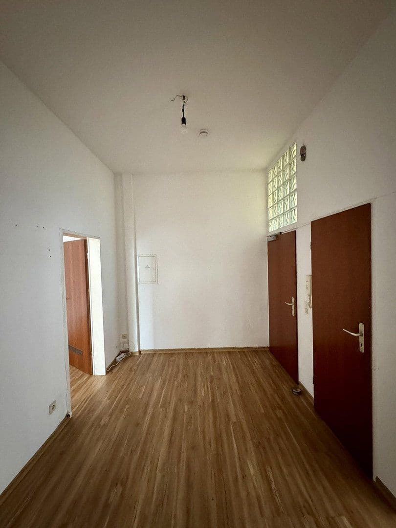 Prenájom bytu 3-izbový 68 m², Sandweg 108, Frankfurt am Main, Hesensko Prenájom bytu 3-izbový 68 m², Sandweg 108, Frankfurt am Main, Hesensko
