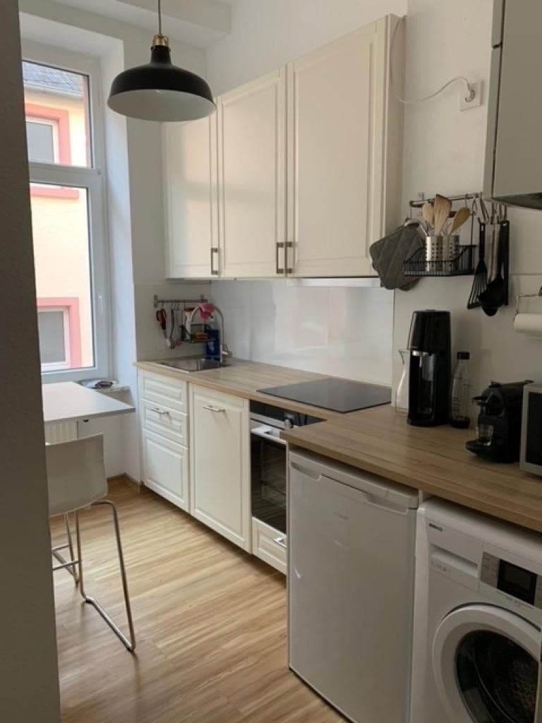 Prenájom bytu 3-izbový 68 m², Sandweg 108, Frankfurt am Main, Hesensko Prenájom bytu 3-izbový 68 m², Sandweg 108, Frankfurt am Main, Hesensko