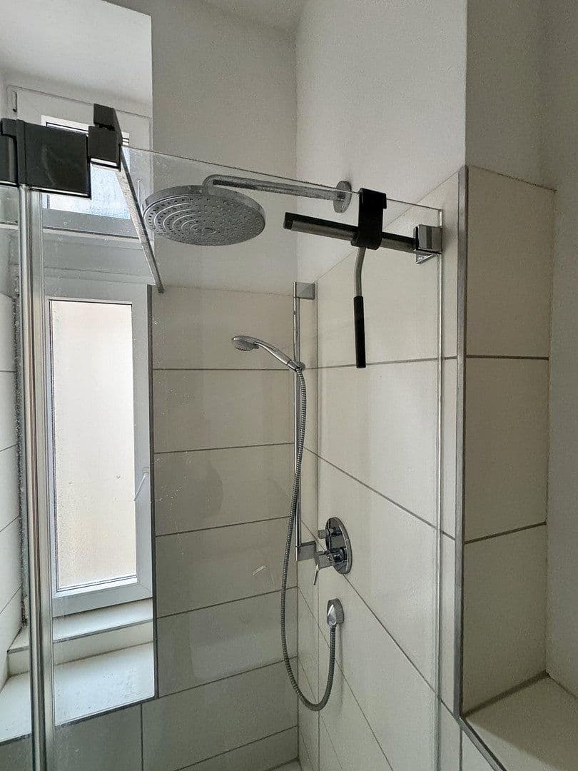 Prenájom bytu 3-izbový 68 m², Sandweg 108, Frankfurt am Main, Hesensko Prenájom bytu 3-izbový 68 m², Sandweg 108, Frankfurt am Main, Hesensko