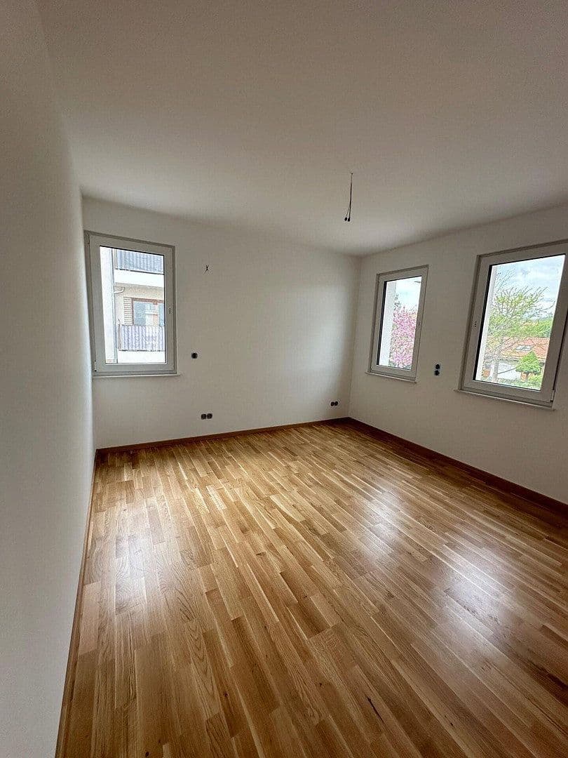 Prenájom bytu 2-izbový 55 m², Kötitzer Str. 41, Radebeul, Sasko Prenájom bytu 2-izbový 55 m², Kötitzer Str. 41, Radebeul, Sasko